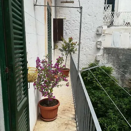 Casa La Stradella * 奥斯图尼